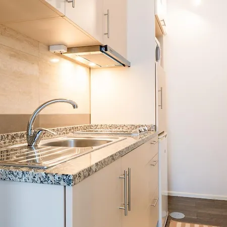 بيت ضيافة Gardenia Urban Retreat